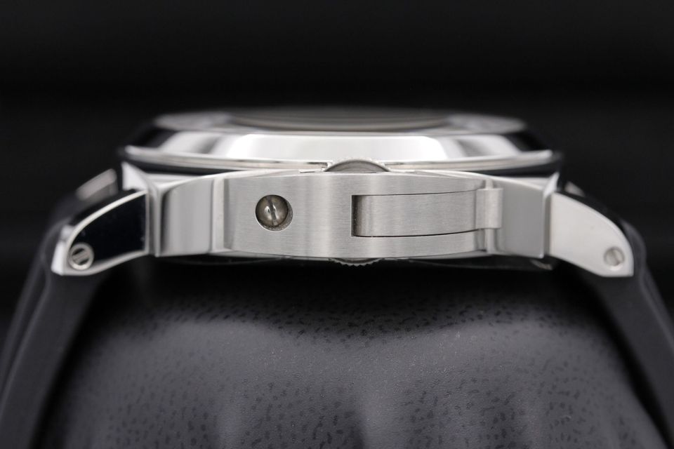 Panerai Luminor Logo PAM01624 Image 3